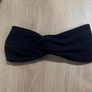 Lululemon Nulu Ribbed Twist-Front Headband